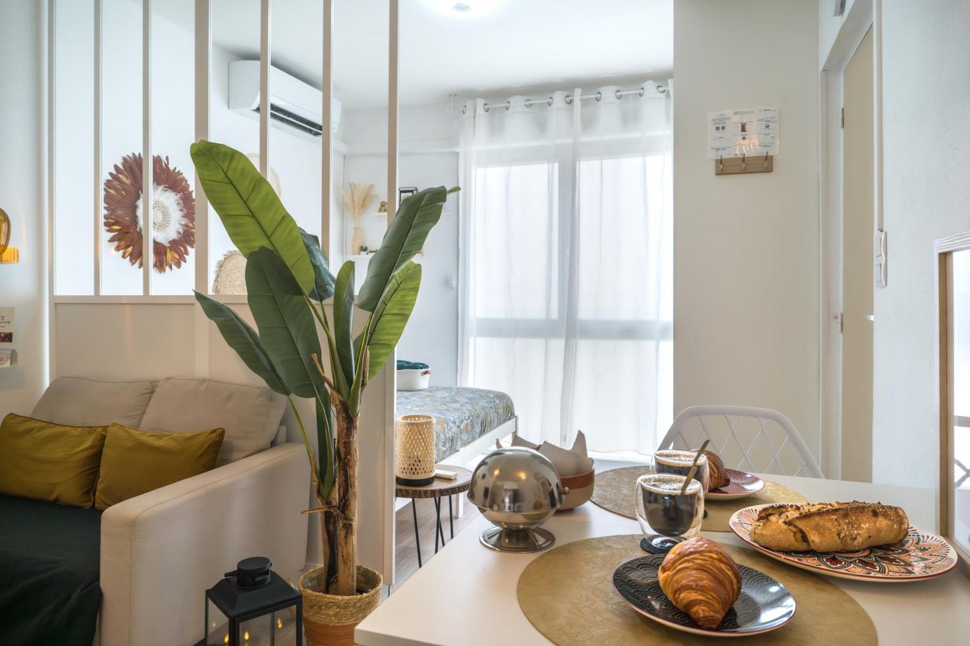Le Boho Chic Studio Cosy Narbonne Bagian luar foto