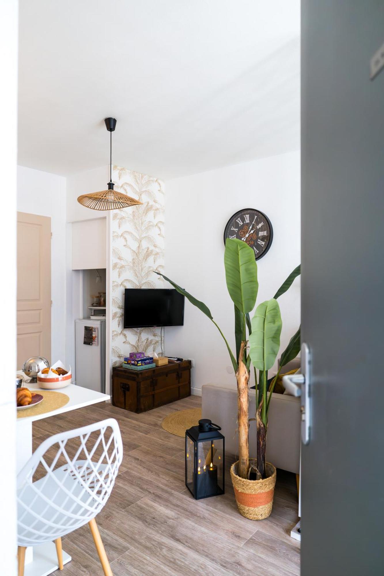 Le Boho Chic Studio Cosy Narbonne Bagian luar foto