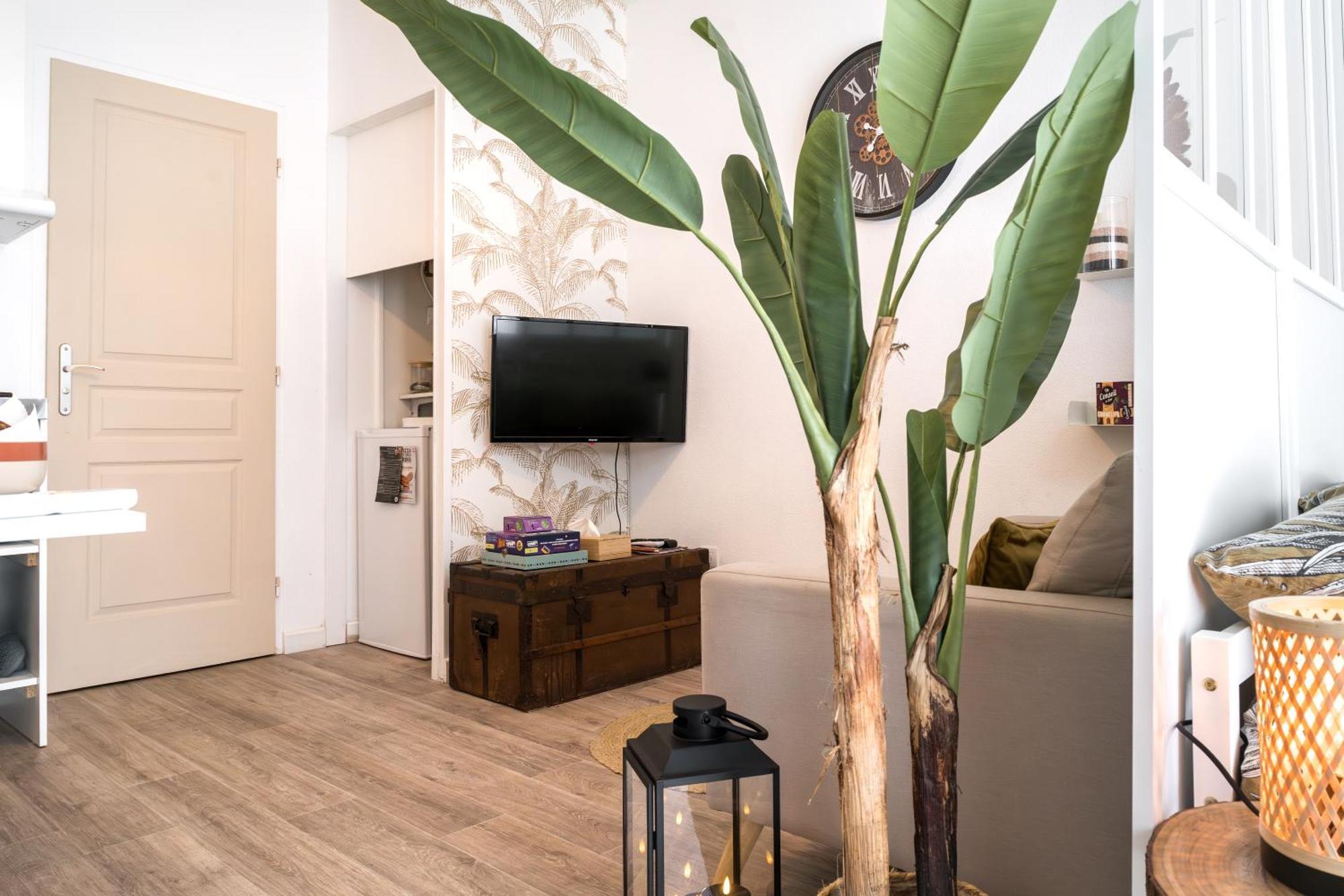 Le Boho Chic Studio Cosy Narbonne Bagian luar foto